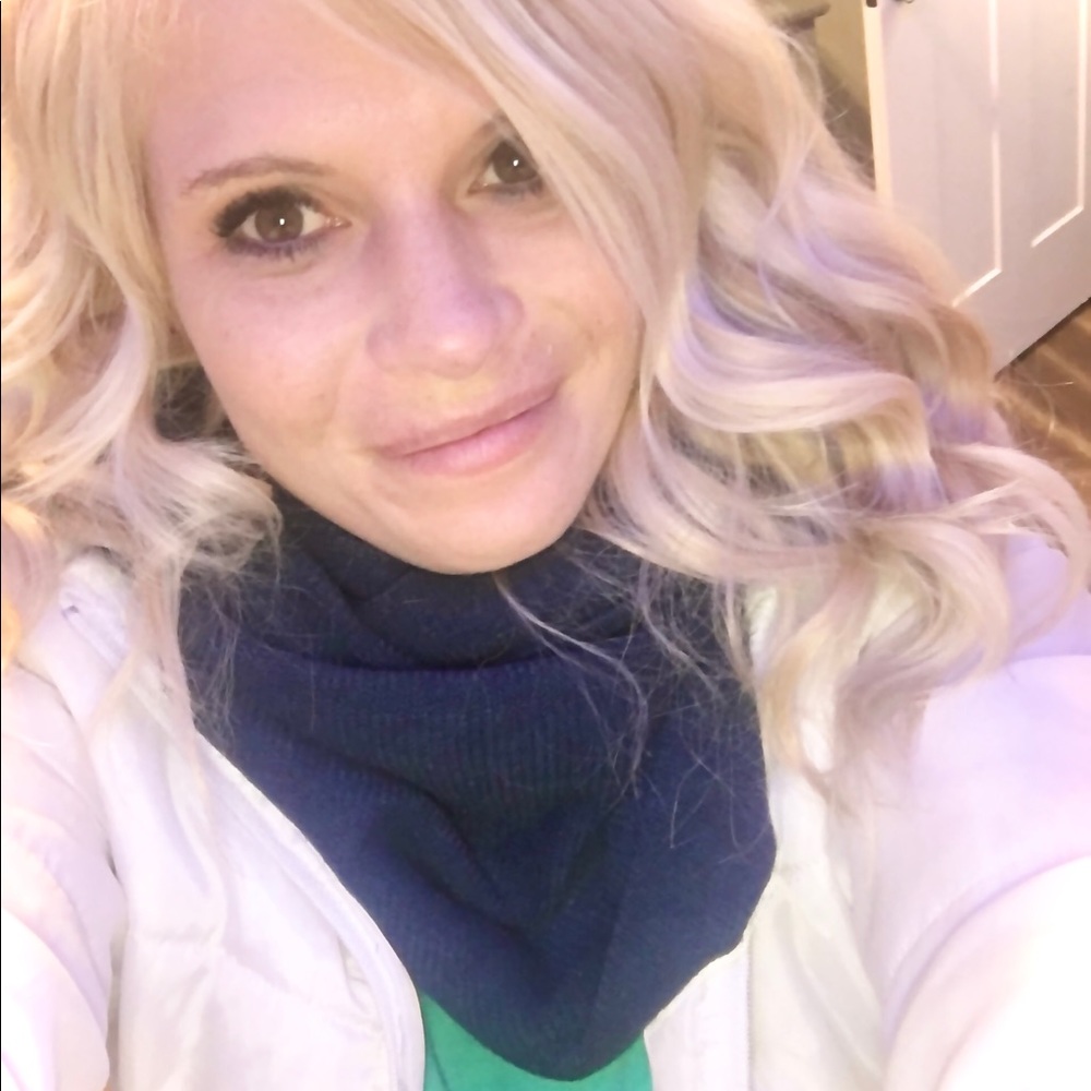 Meet Your Posher🤍🤩